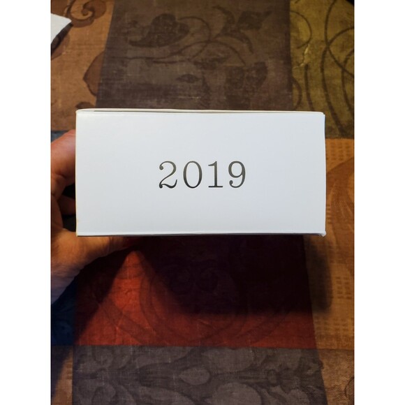 Hallmark Keepsake "Remembered With Love" 2019 Ornament - RH#40 - Picture 9 of 9